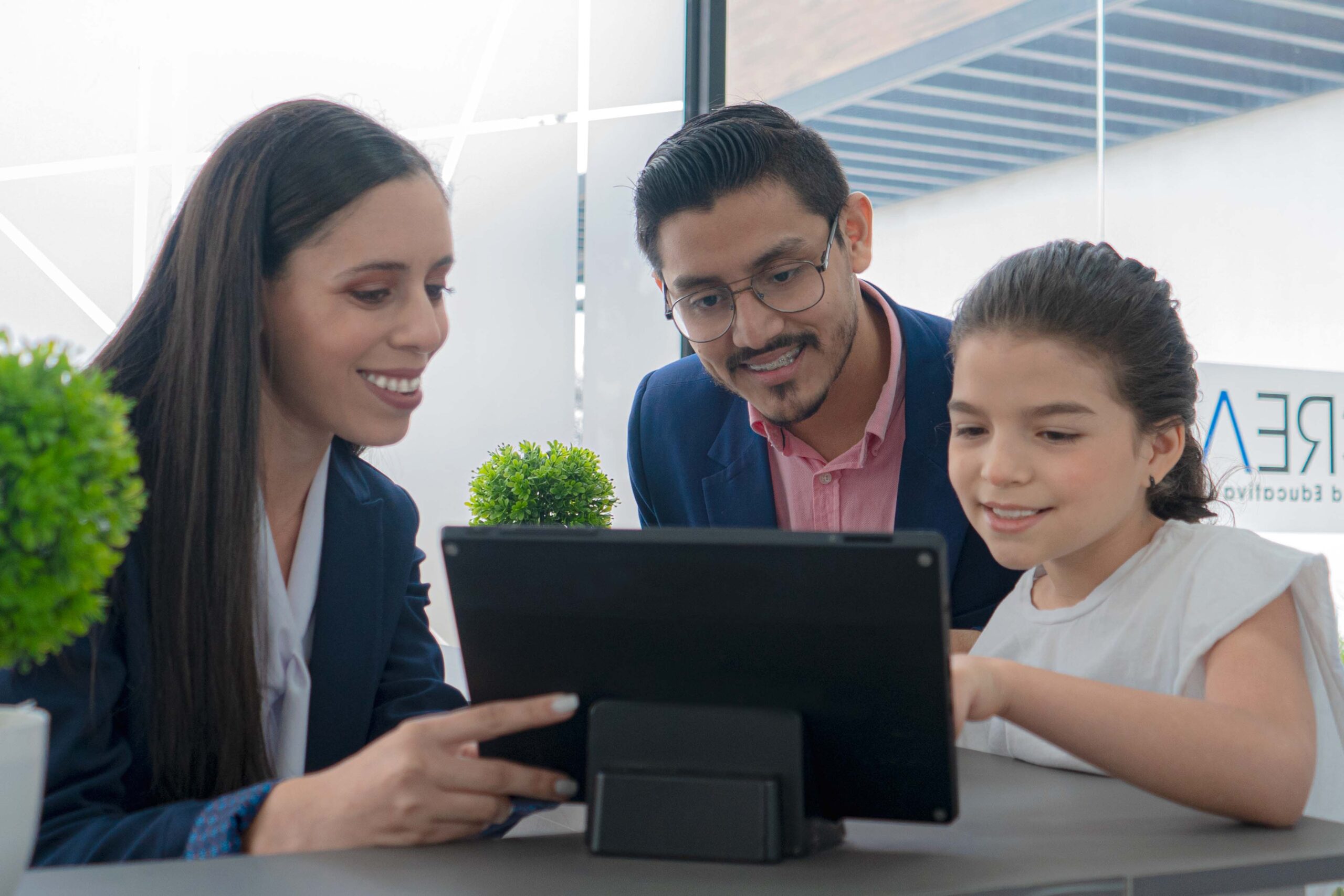 colegio online crear en ecuador con aval internacional